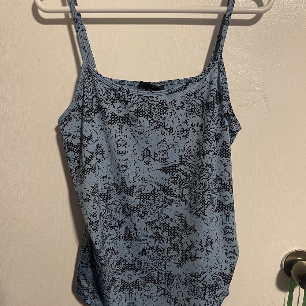 Women's Tank Top Lane Bryant Brand Size 14/16. Whimsy Blue & Black floral